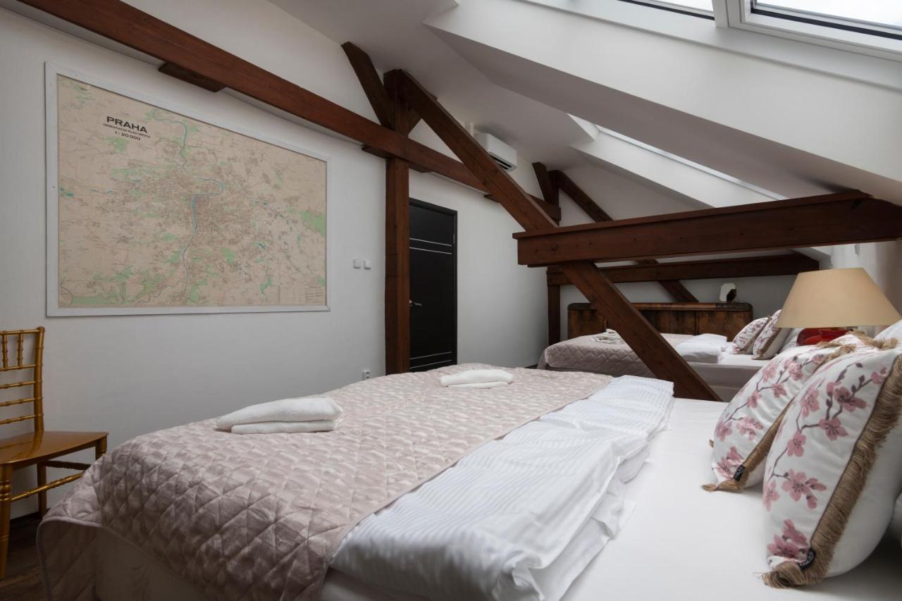 Golden Tree Loft In The Heart Of Prague Apartman Kültér fotó