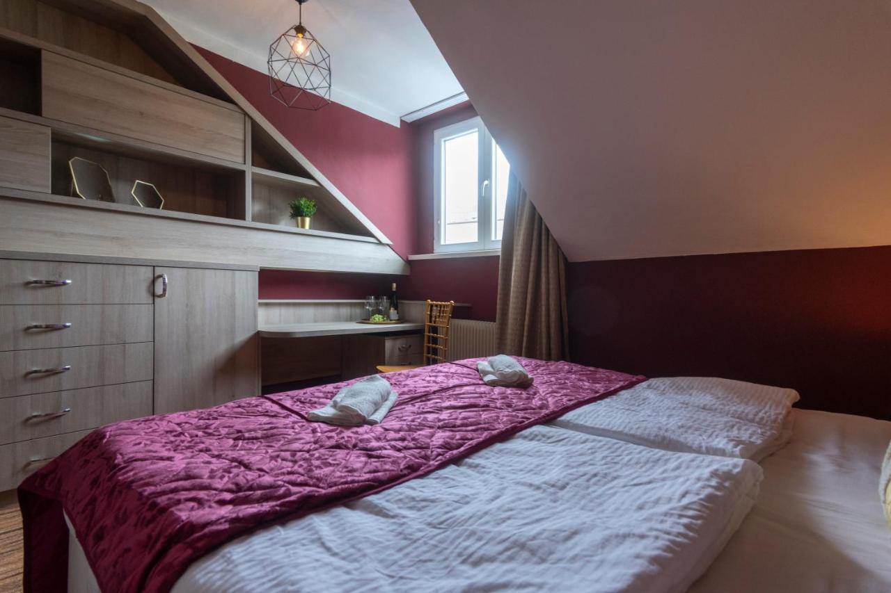 Golden Tree Loft In The Heart Of Prague Apartman Kültér fotó
